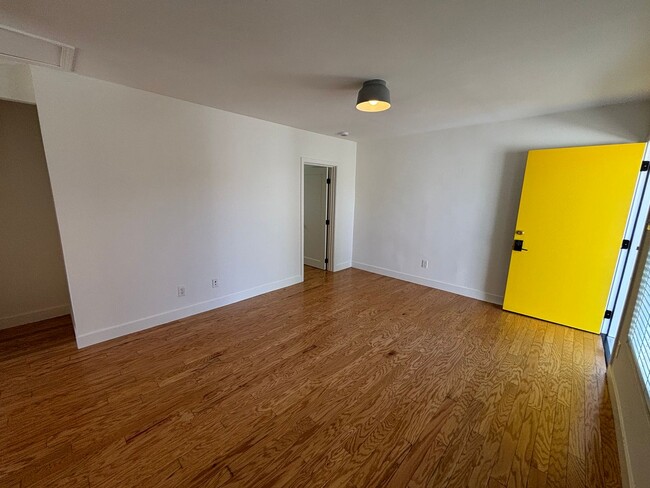 Photo - 3232 Verdugo Rd Unit 3236