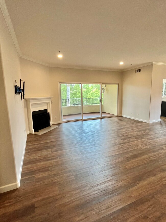 Photo - 620 E Palm Ave Unit 301