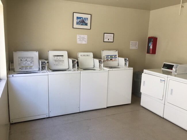 Laundryroom-washers - Doty Apartments North & South