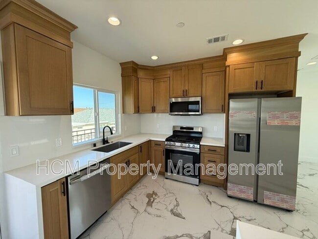 Photo - 7643 14th St