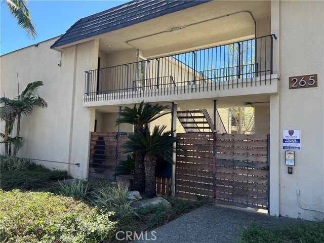 Building Photo - 265 N Oakland Ave Unit 1