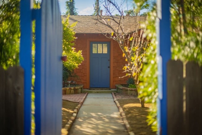 Photo - Prime Ojai Location!