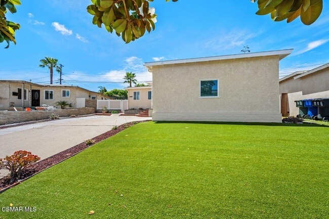 Photo - 26015 Crest Rd