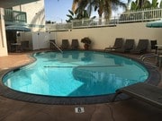 Heated Pool year around - 3415 Linden Ave. Apartments