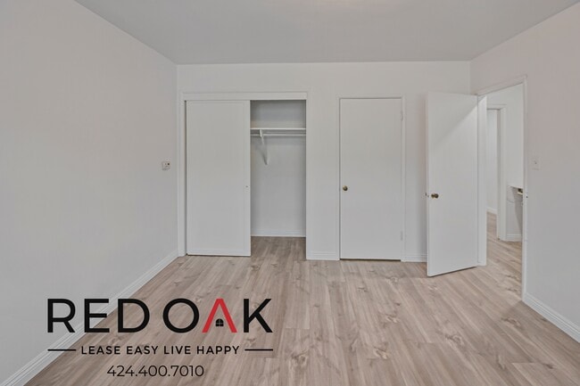 Photo - 7528 Norton Ave Unit 4