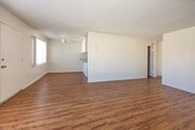 2BR, 1BA - 840SF - Living Room - Ryon ave Apartments