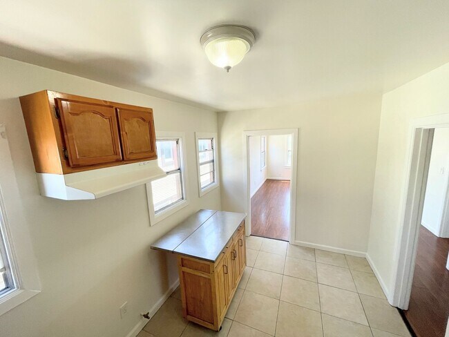 Photo - LARGE 2nd story 1bd/1ba unit near BMO, USC, and Downtown LA! Unit 971 1/2