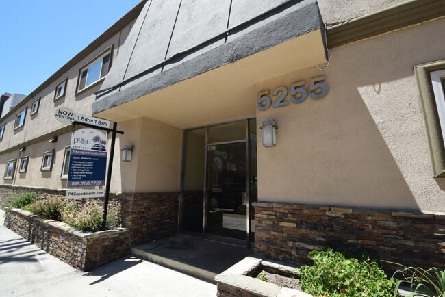 Photo - 5255 Blakeslee Ave Apartment Unit 06