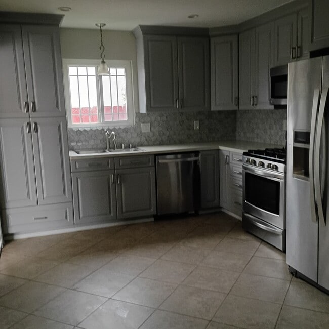 Photo - 1103 Myra Ave