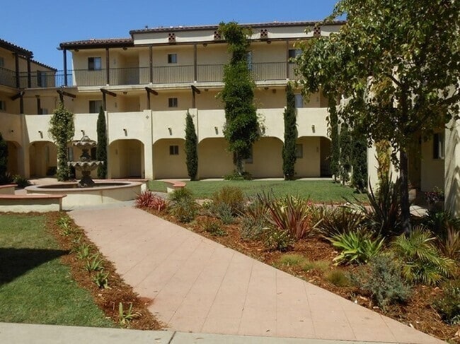 $1000 off one month's rent!! - $1000 off one month's rent!! Apartment Unit 740-306