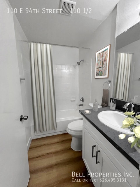 Photo - 110 E 94th St Unit 110 1/2