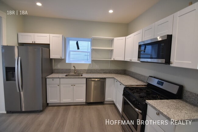 Photo - 1336 S Catalina St