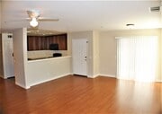 Photo - 3 Bed, 3 Bath Town Home For Rent!