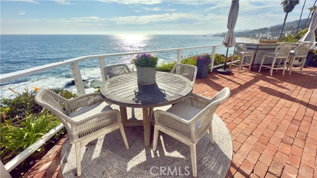 Photo - 7 Camel Point Dr