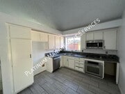 Photo - 36832 Goldenview Way