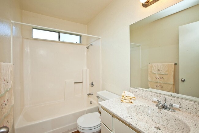 Photo - Elan Vista Alta