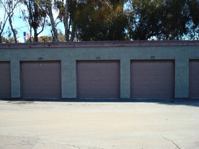 Photo - 321 Rancho Dr Unit 14