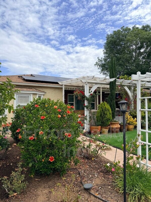 Photo - 10628 Louisa Dr