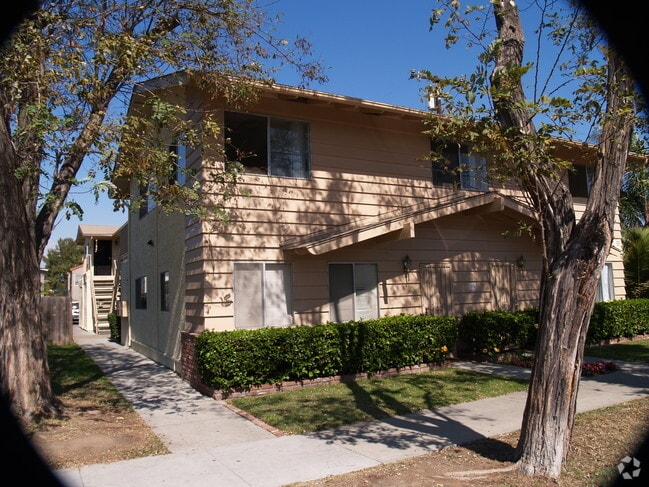 Photo - 2415 E. 6th Street