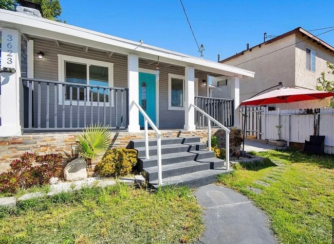 Building Photo - 3623 3rd Ave