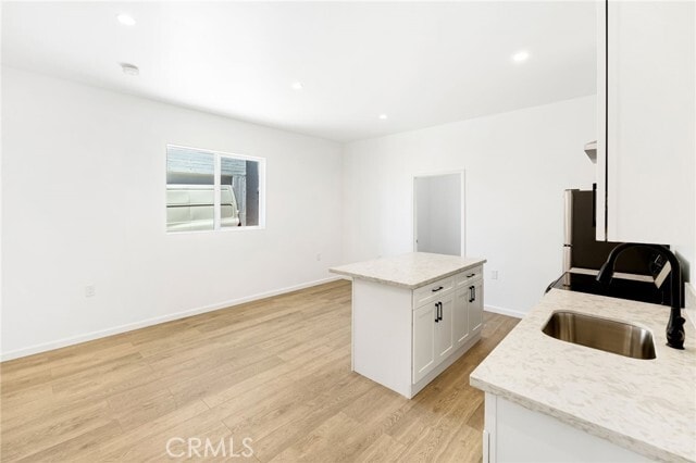 Photo - 1375 N Mentor Ave