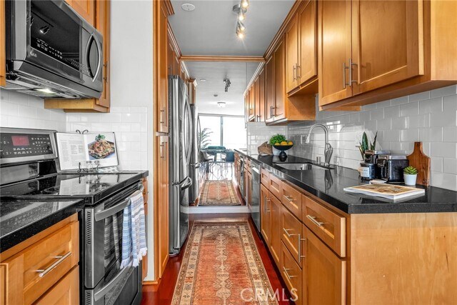 Photo - 531 Esplanade Unit 714