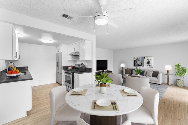 Photo - Monroe Garden