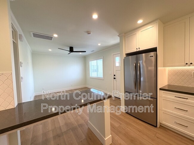 Photo - 4673 32nd St
