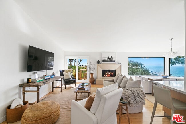 Photo - 6801 Seawatch Ln