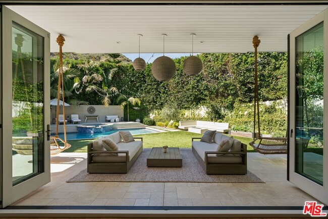 Photo - 12090 Chalon Rd House