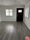 Photo - 23954 Hartland St