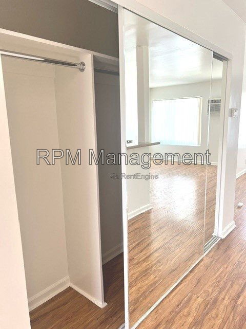 Photo - 20327 Saticoy St Unit 307