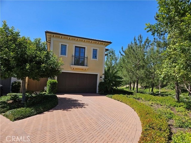 Building Photo - 63 Rustic Charm