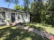 Photo - 11527 Albers St