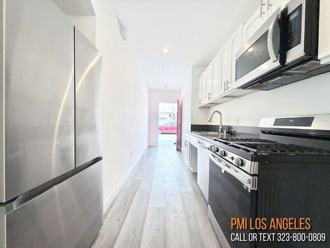 Photo - 1258 Leighton Ave Unit B