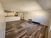 Photo - 14006 Vanowen St