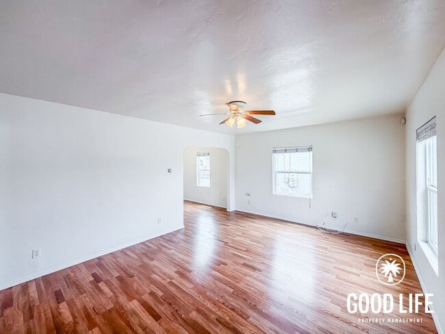 Photo - 7231 Cornell Ave