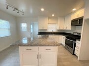 Photo - Remodeled Midtown Apartment w/Air Conditio... Unit 584 San Clemente