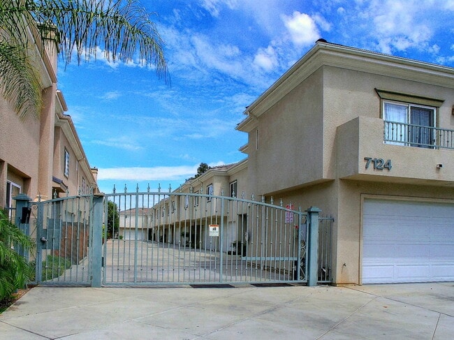 Photo - 7124 Farralone Ave Condo Unit 111