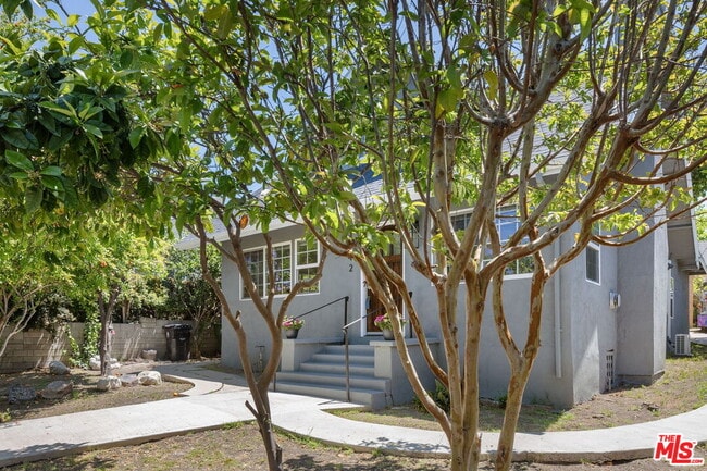 Photo - 1342 Mohawk St