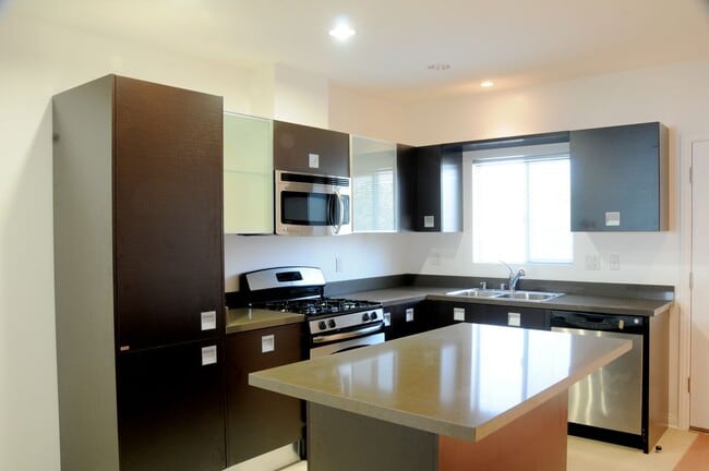 Photo - 9100 Whitworth Dr