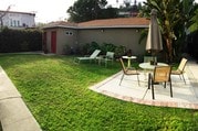 Shared back yard - 1753 Silver Lake Blvd Apartments Unit 1753