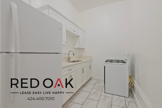 Photo - 854 S Oxford Ave Unit 307