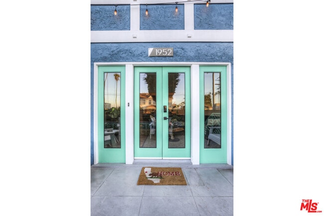 Photo - 1952 W 48th St Unit 2