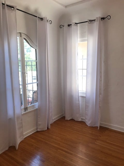 Building Photo - 916 S Orange Grove Ave Unit 916