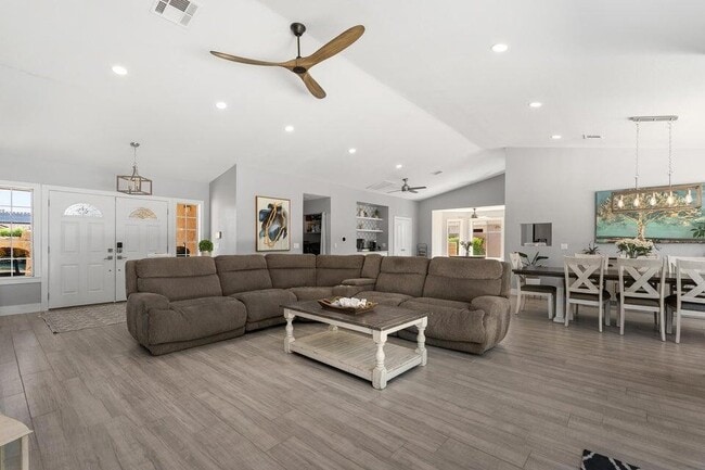 Photo - 39369 Regency Way