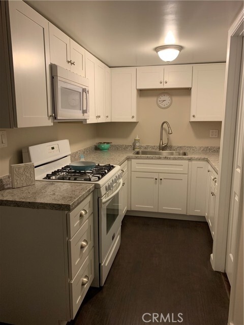 Photo - 412 N Rose Ave Apartment Unit A