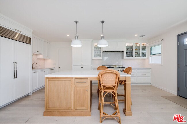 Photo - 134 La Plata