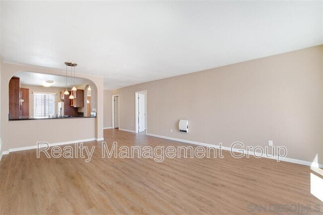 Photo - 4169 Mt Alifan Dr Unit F