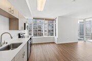 2BR, 2BA - 944SF - Dining Room - Ariel
